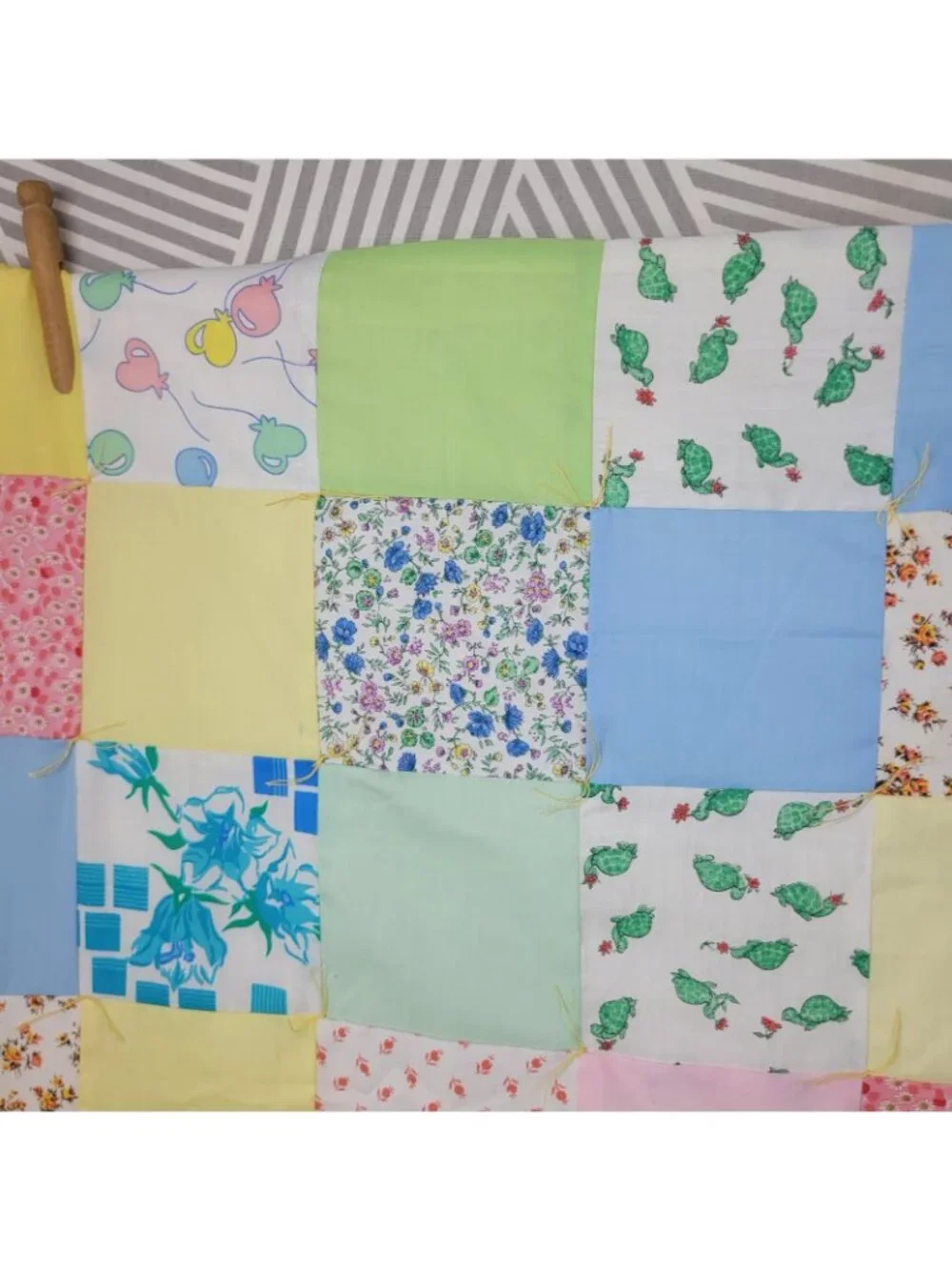 NEW Handmade Vintage Fabric Patchwork Quilt Throw Cotton Blanket 46x64 Toddler